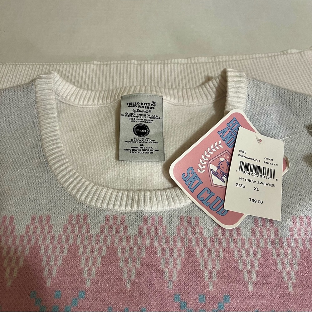 Hello Kitty Women's Pink and Blue Sweater Size XL - Picture 5 of 8